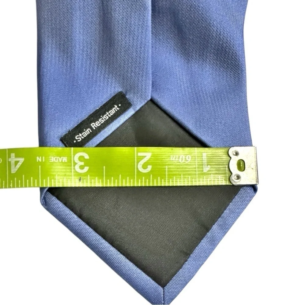 Van Heusen- Solid Blue 100% Silk Stain Resistant Tie